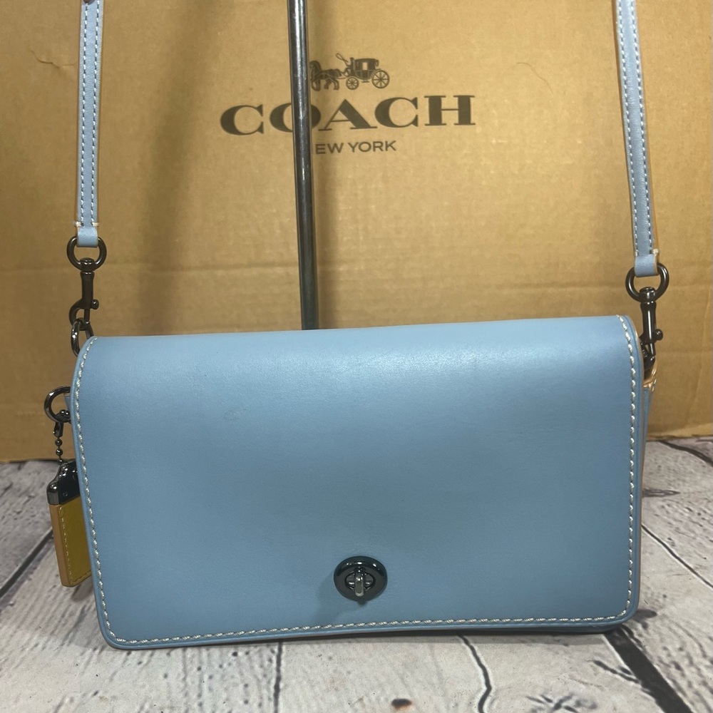 Coach 20215 Dinky Shoulder Crossbody Bag Sky Blue Leather ADJ Strap Hangtag NICE
